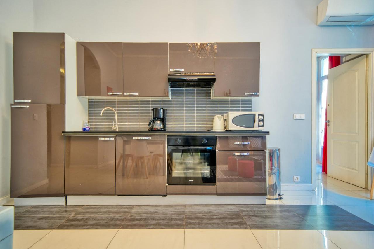 Lusso 5 Beds Central Apartment Nice Bagian luar foto